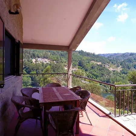 Quinta Das Paredinhas Do Rio Douro Cinfães